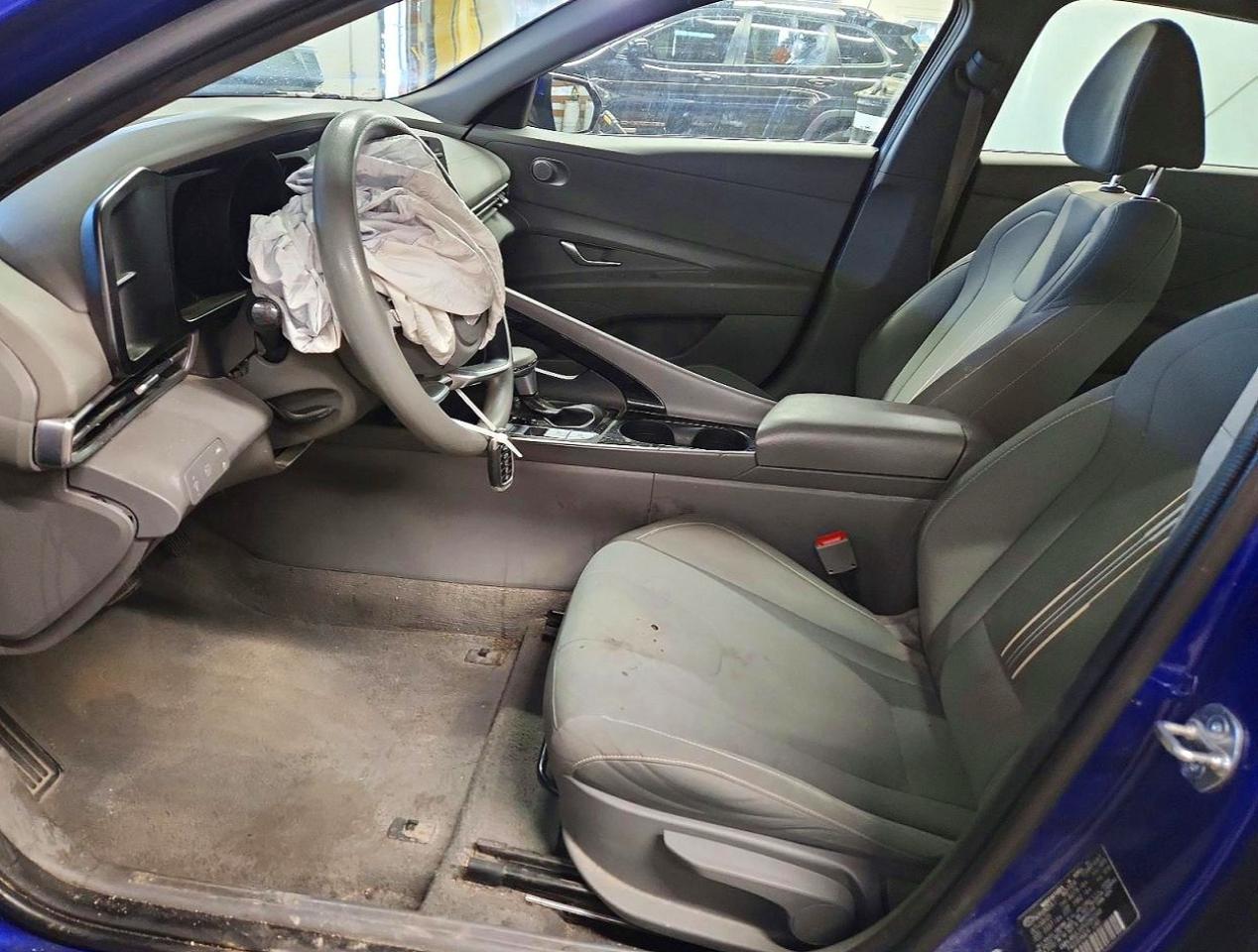 Hyundai ELANTRA Blue
