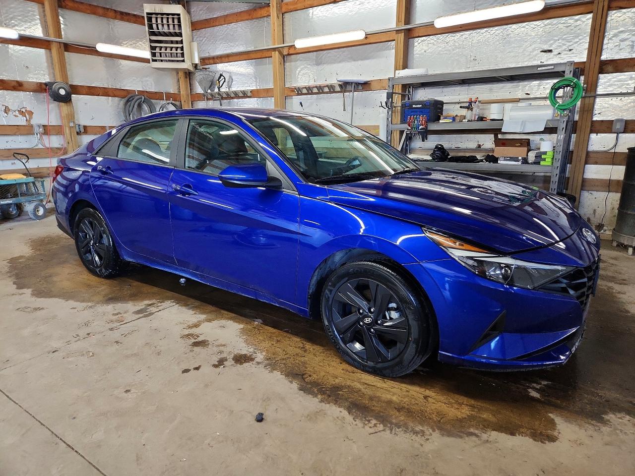Hyundai ELANTRA Blue