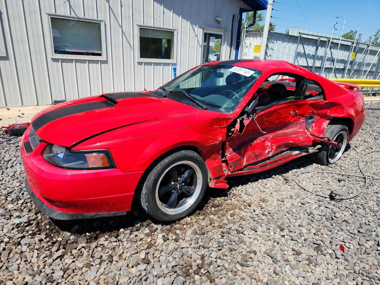 Salvage Ford Mustang Image