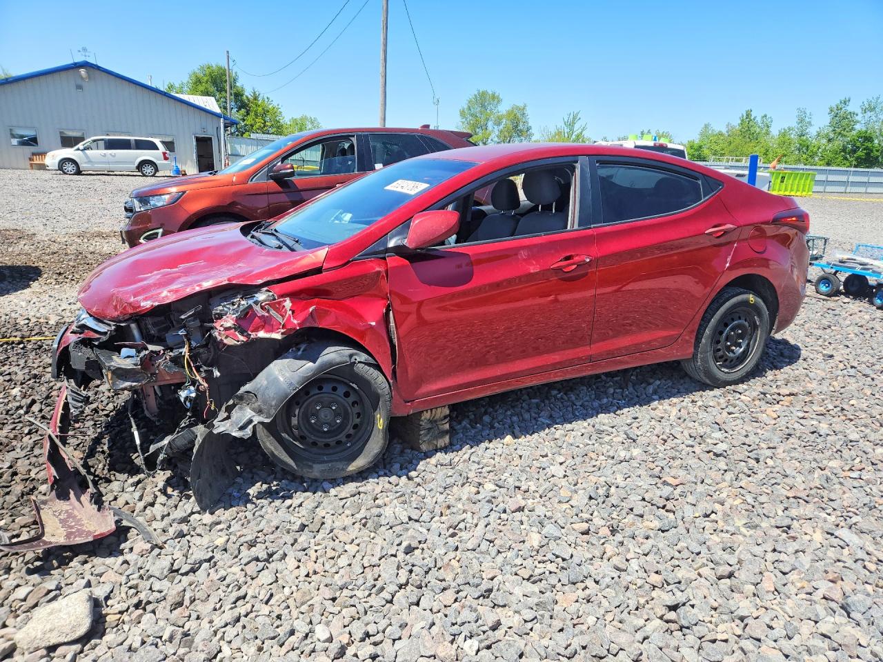 Salvage Hyundai ELANTRA Image