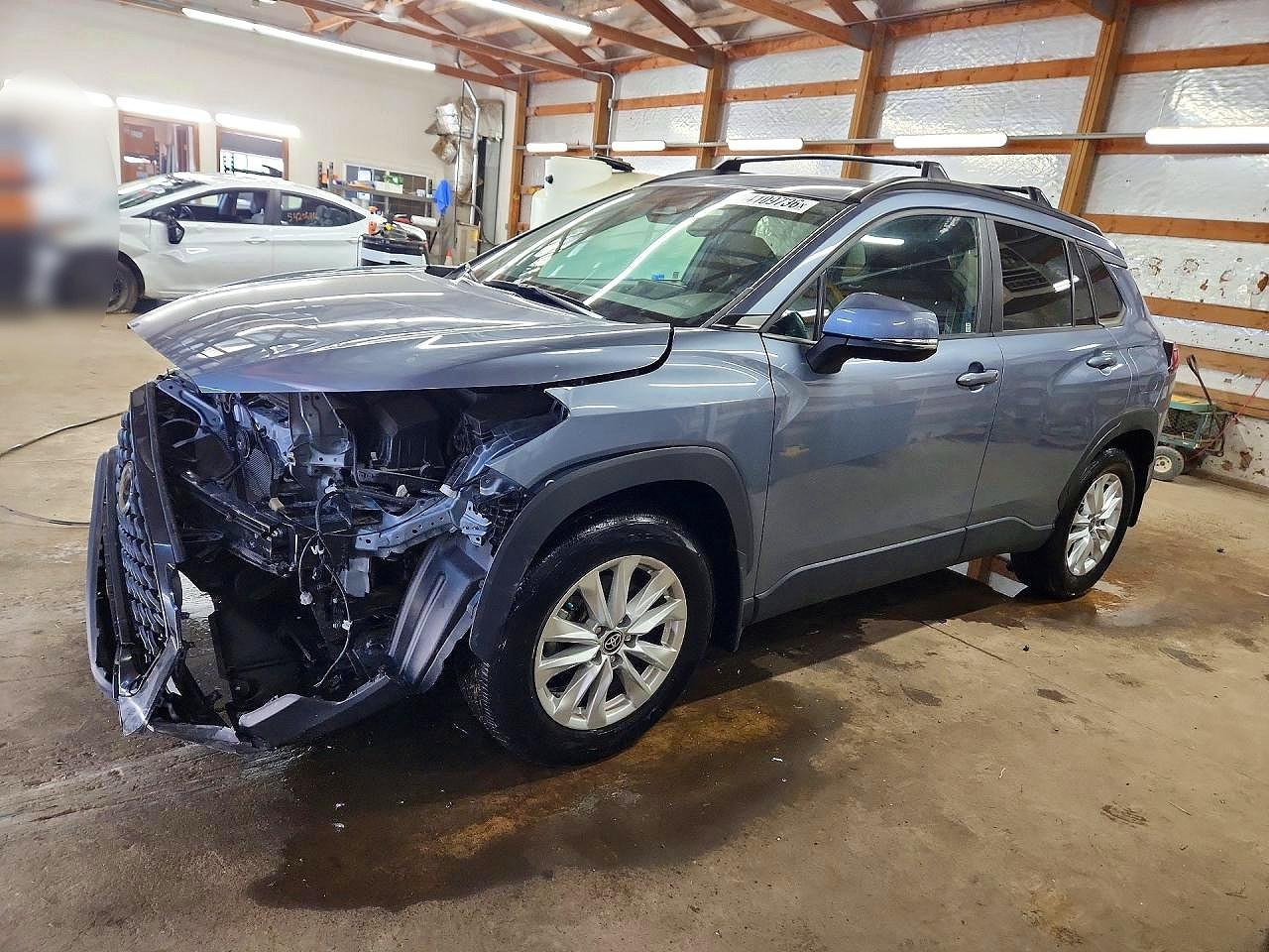 Salvage Toyota Corolla Image