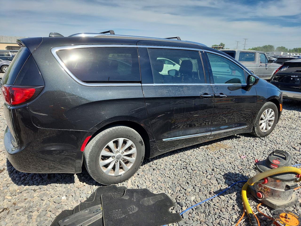 Chrysler Pacifica Touring L Plus