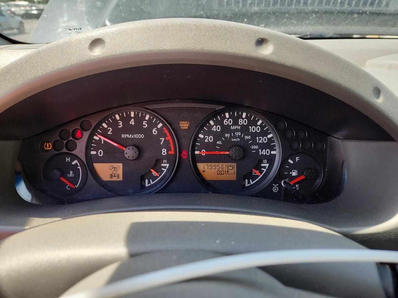 Nissan Frontier Se