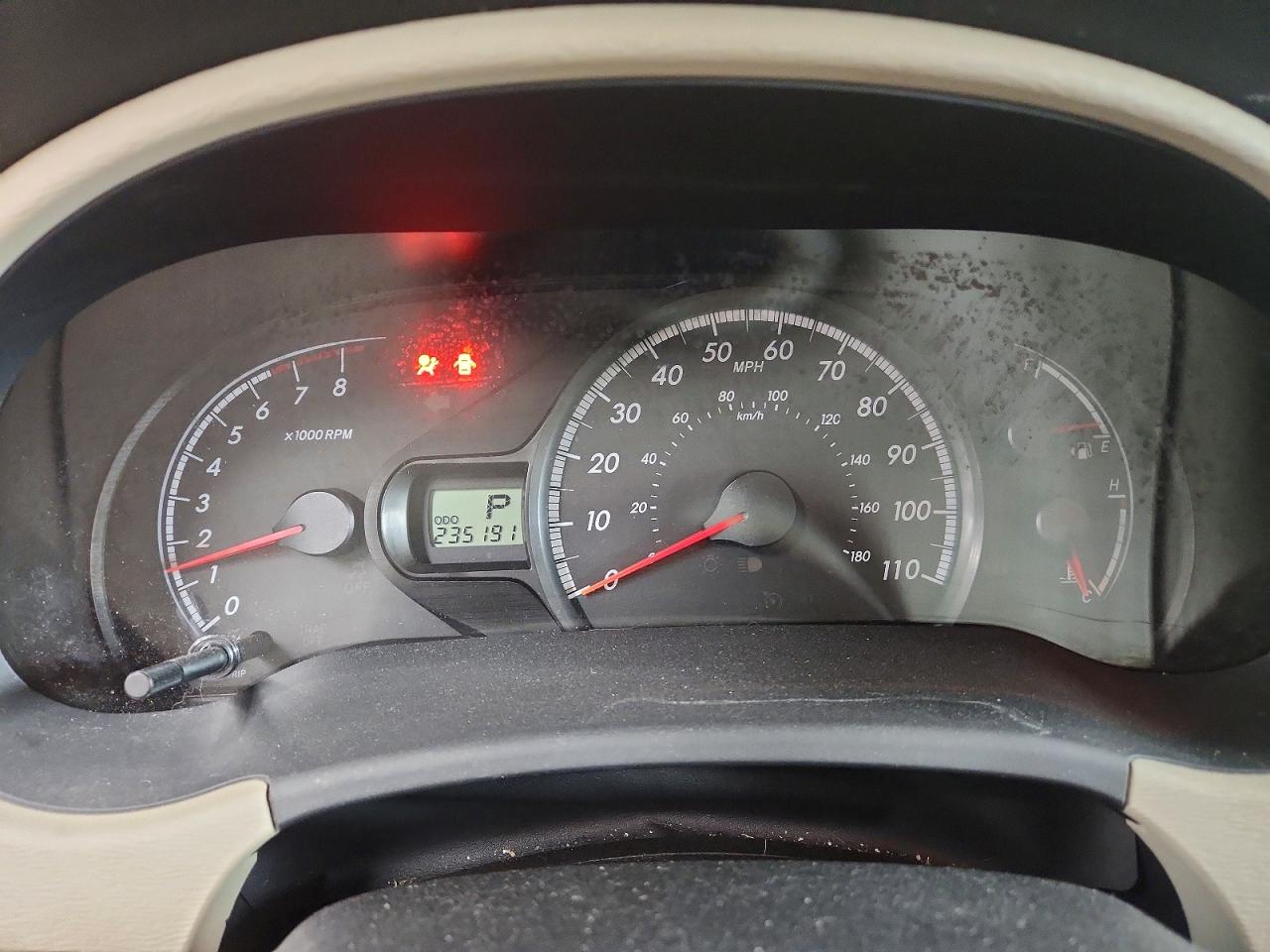 Toyota Sienna Le