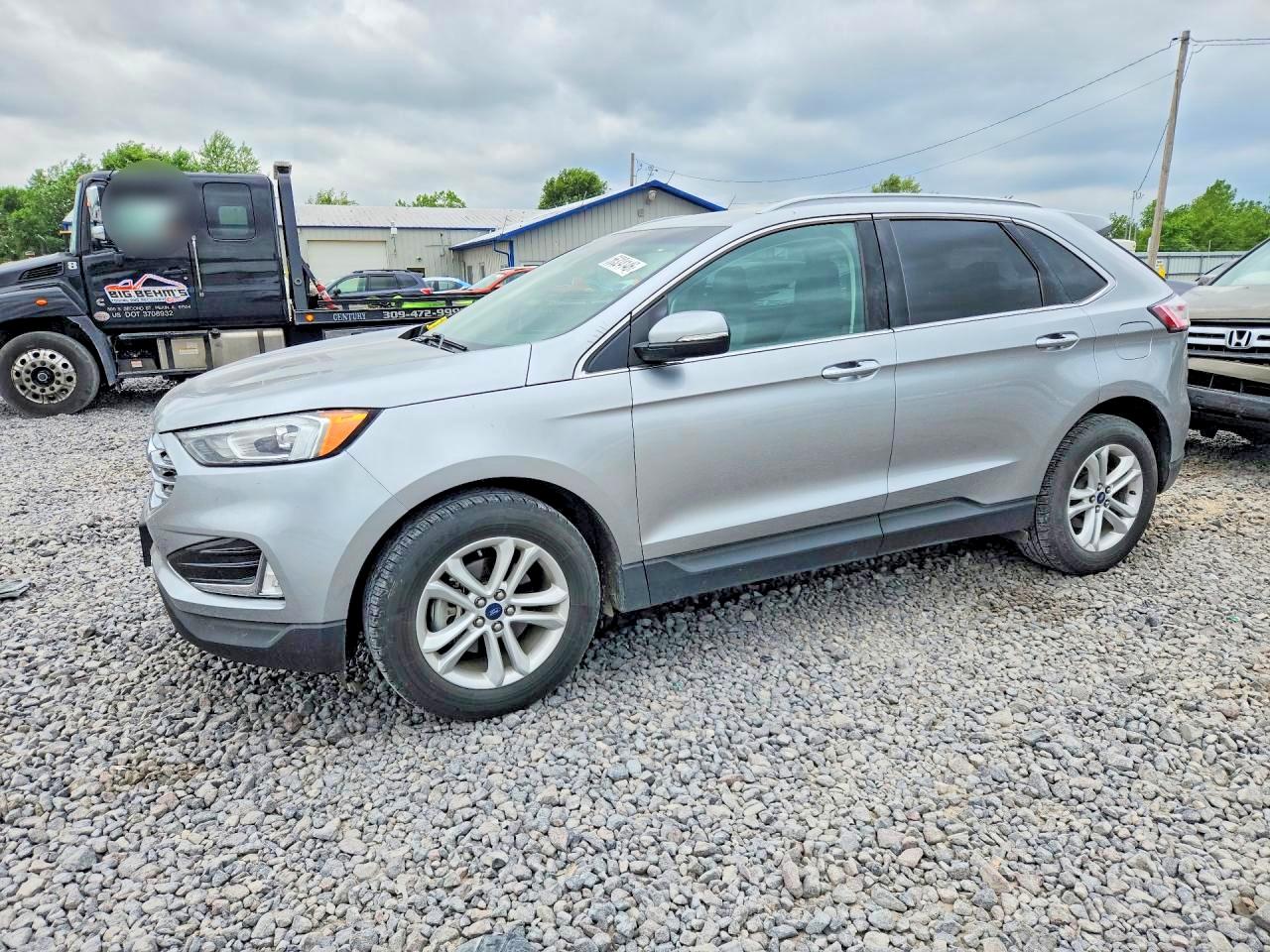 Salvage Ford Edge Image