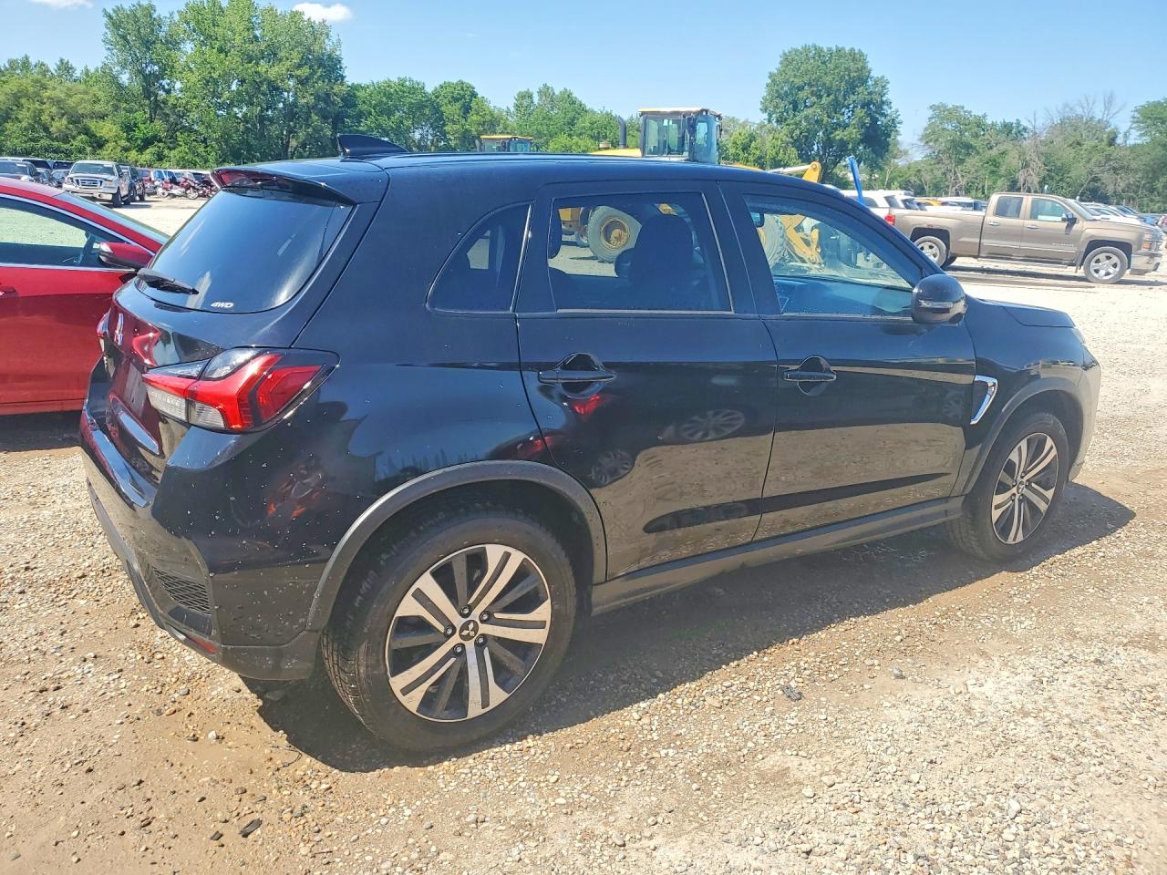 Mitsubishi Outlander 650