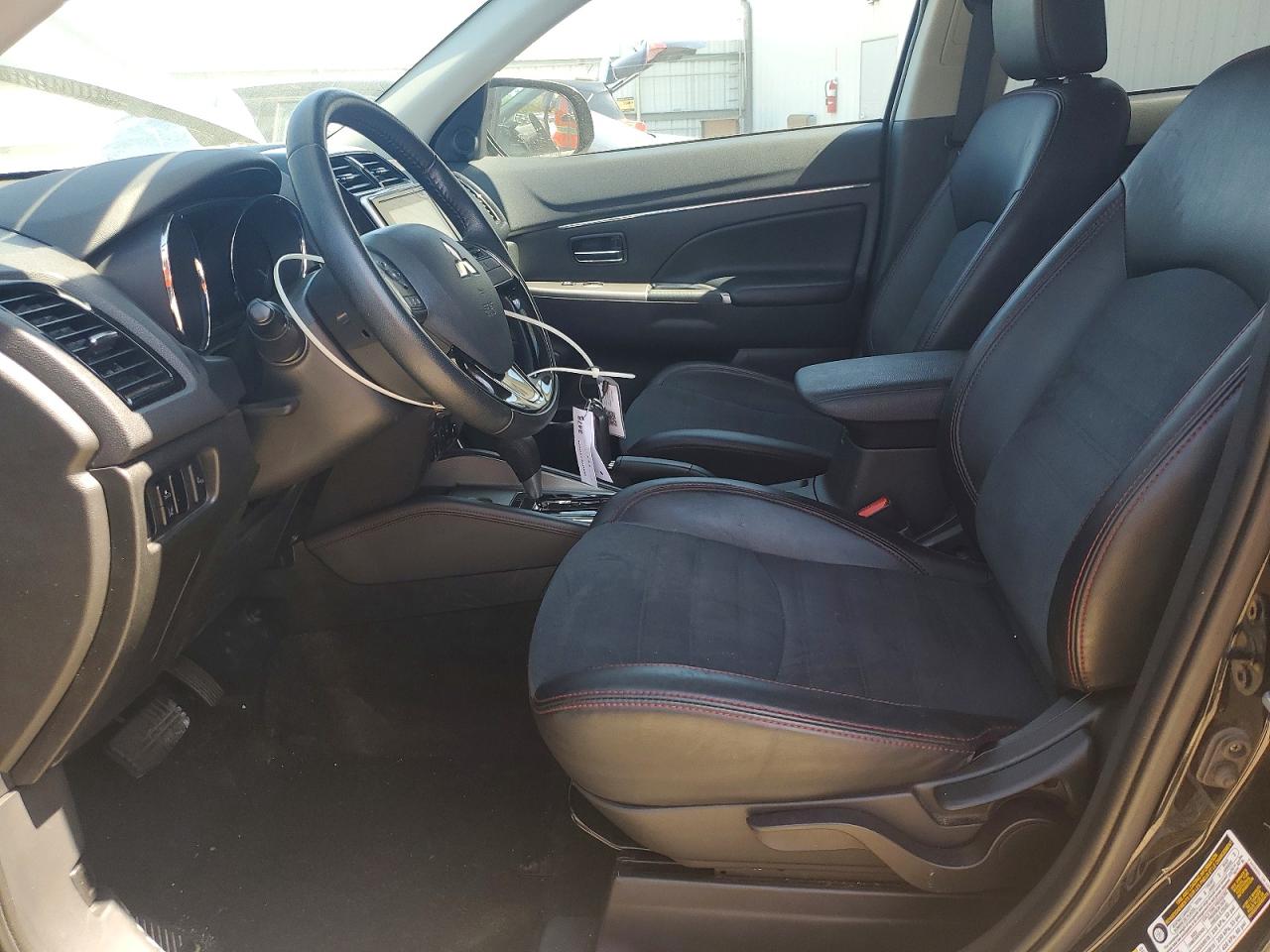 Mitsubishi Outlander 650