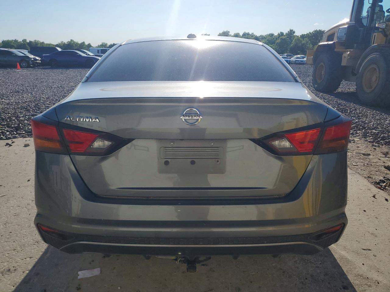 Nissan Altima S