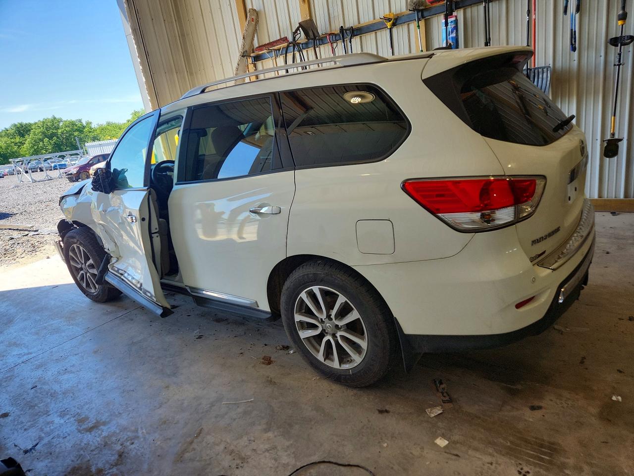 Nissan Pathfinder Sl