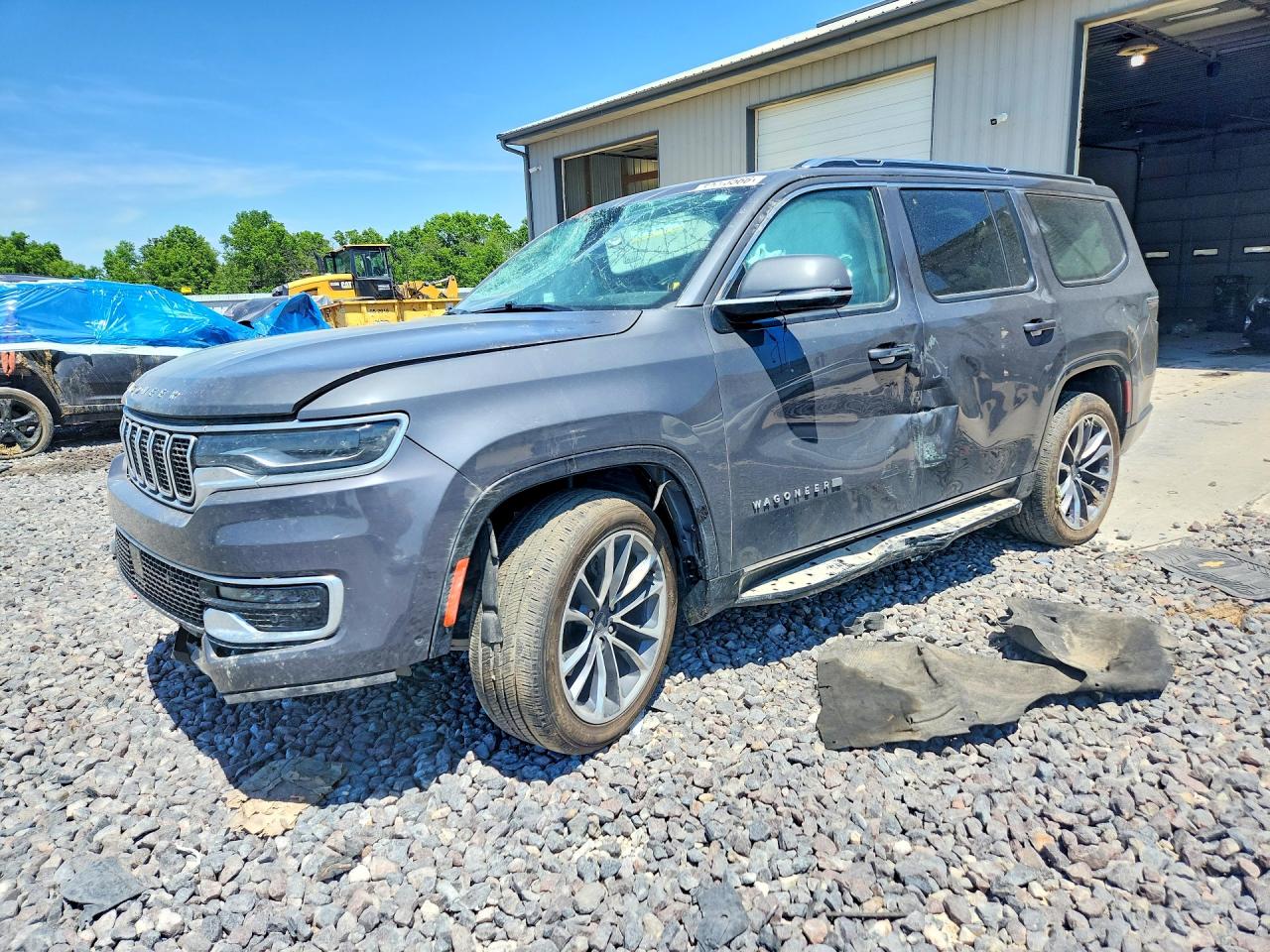 Salvage Jeep Wagoneer Image