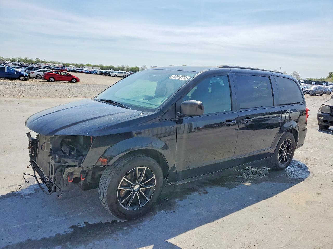 Salvage Dodge Caravan Image