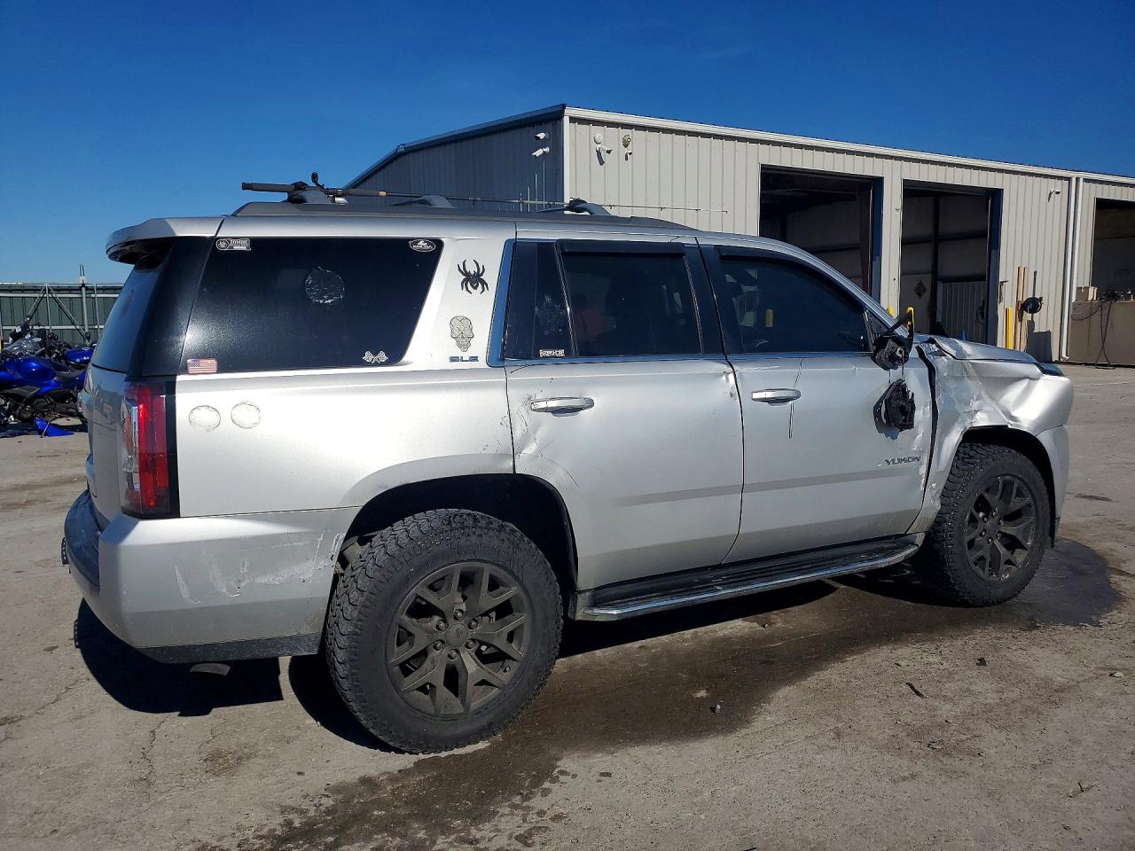 GMC Yukon Sle