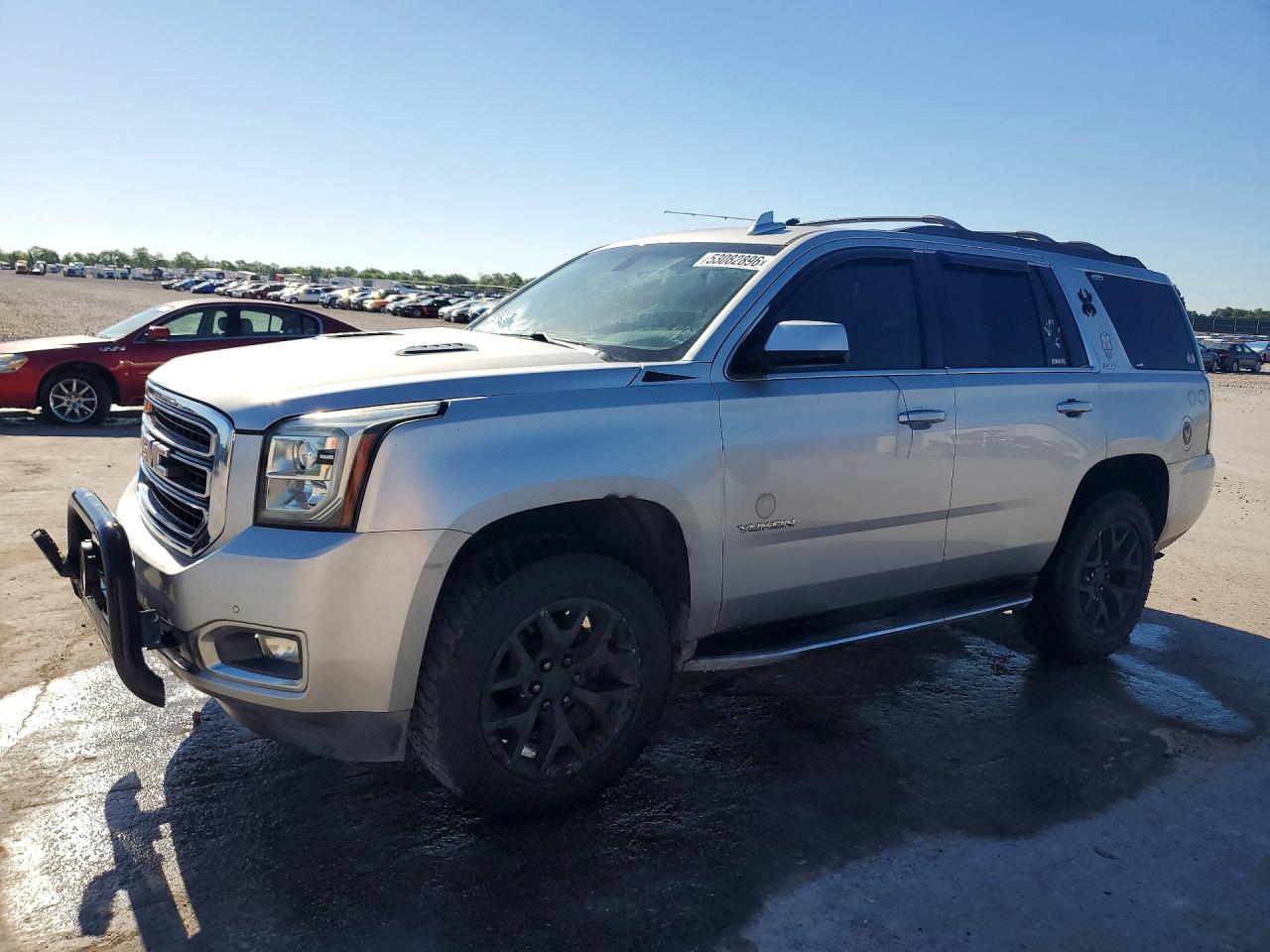 Salvage GMC Yukon Image
