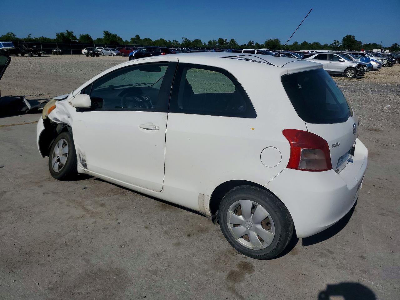 Toyota Yaris Base