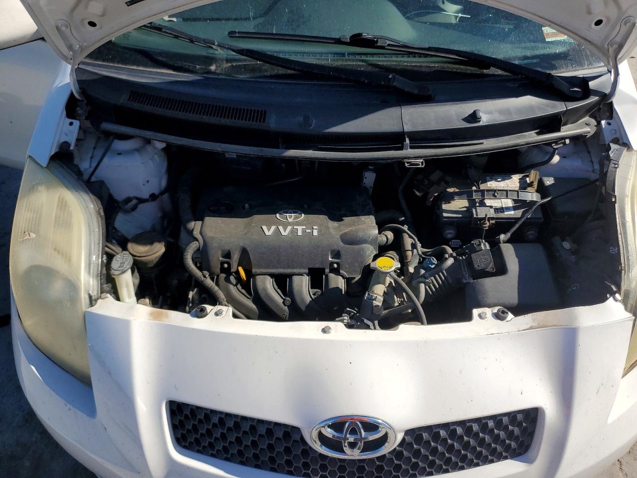 Toyota Yaris Base