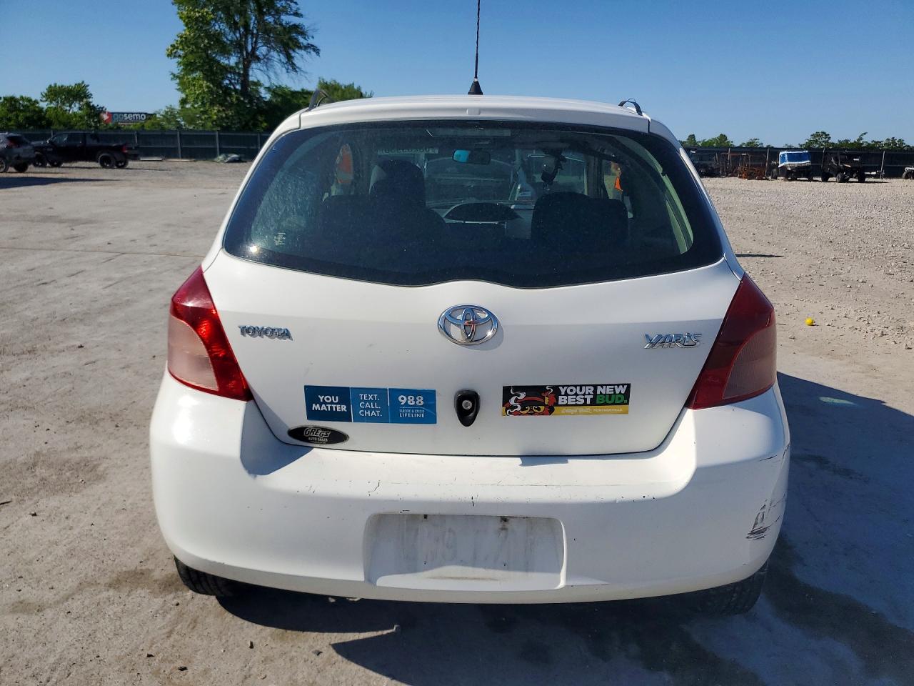 Toyota Yaris Base