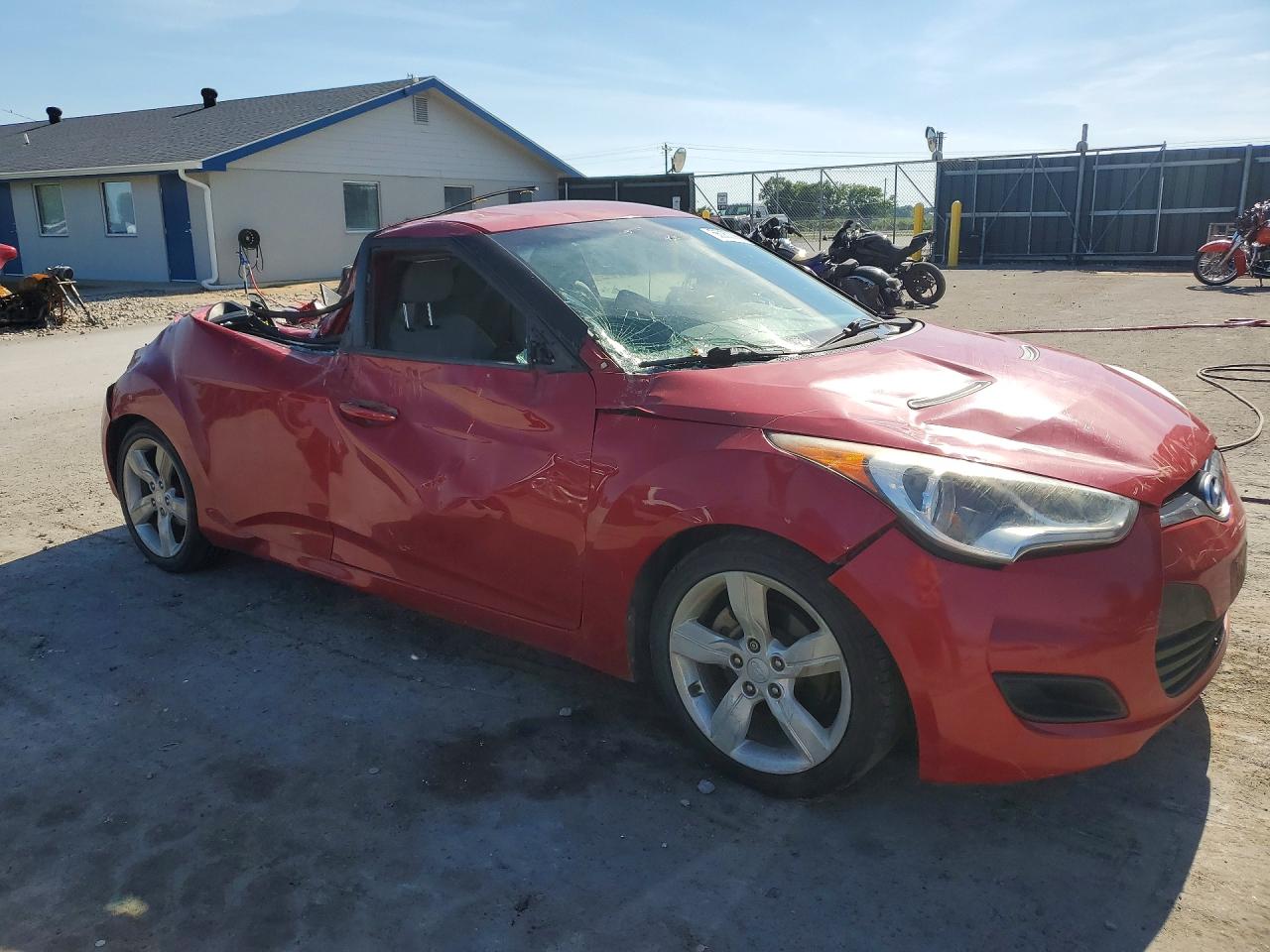 Hyundai VELOSTER Base