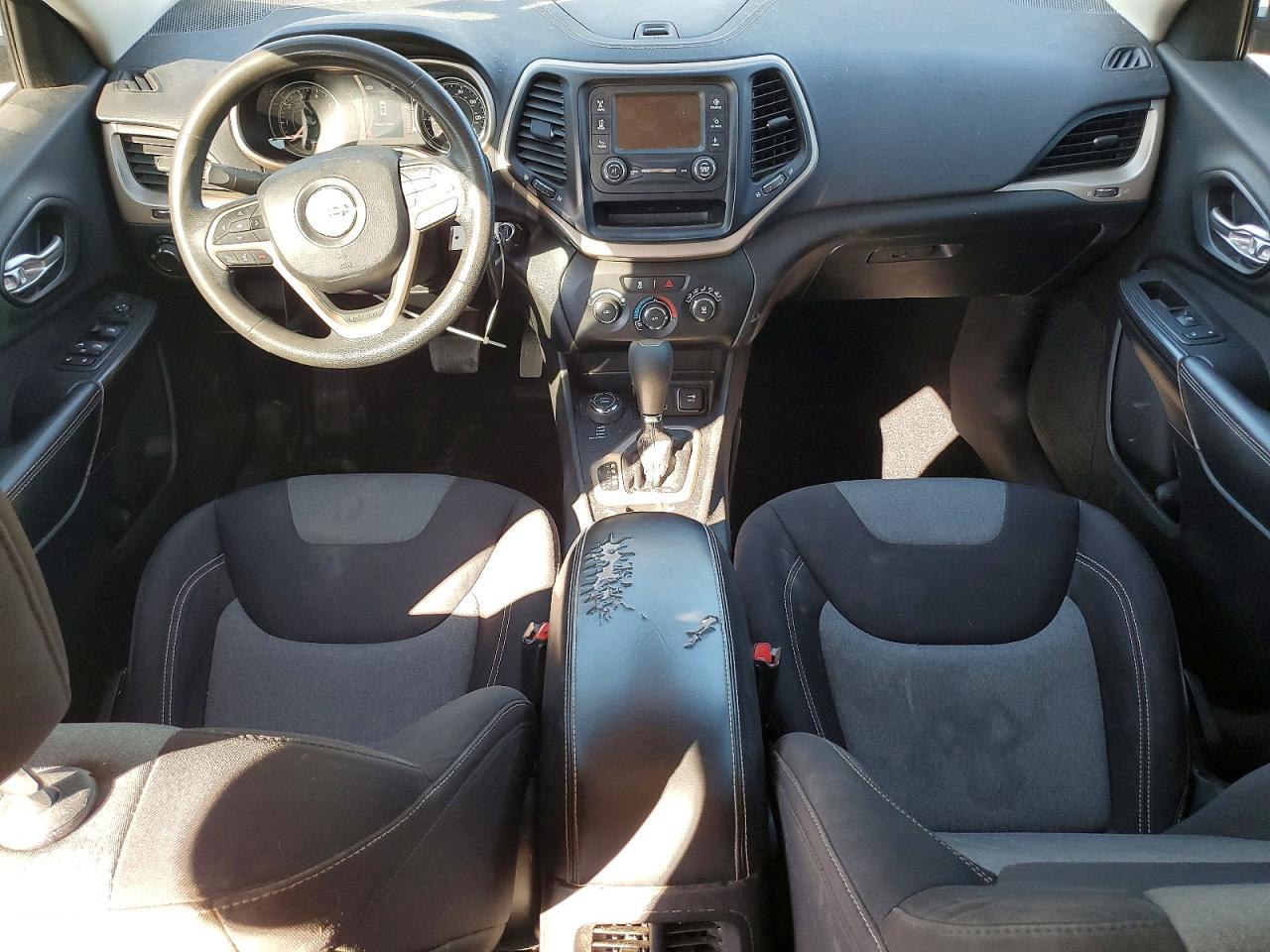 Jeep Cherokee Sport