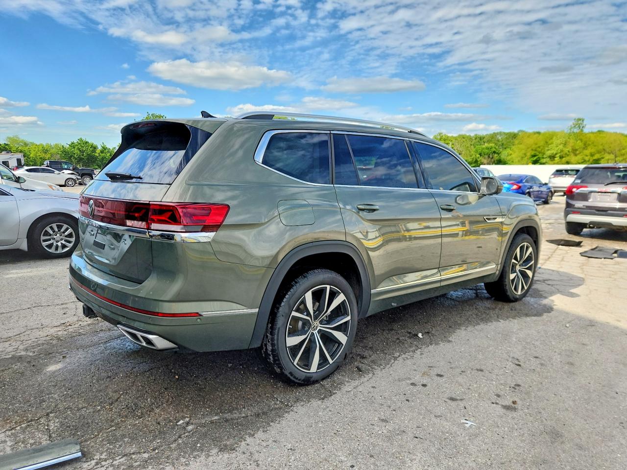 Volkswagen Atlas Sel Premium R-line