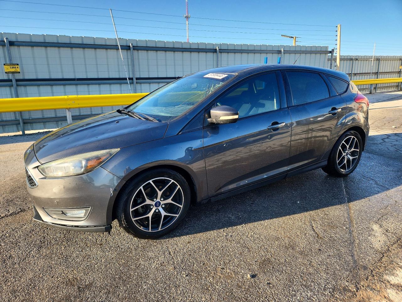 Salvage Ford Focus Image
