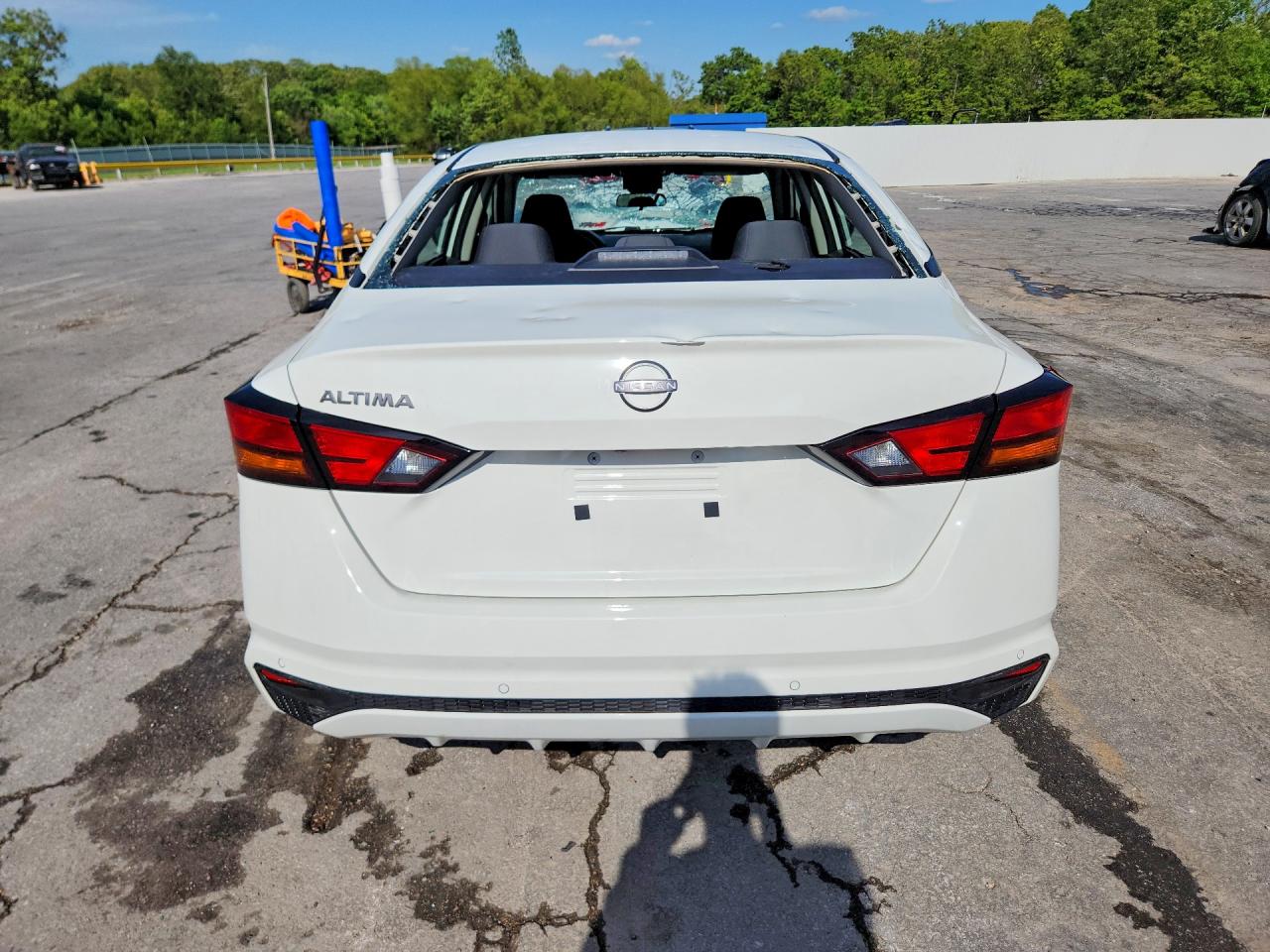 Nissan Altima S