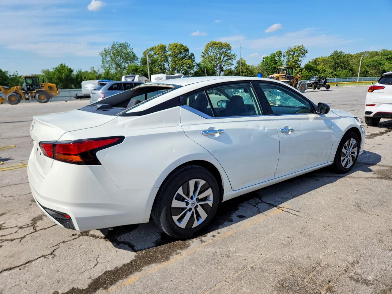 Nissan Altima S
