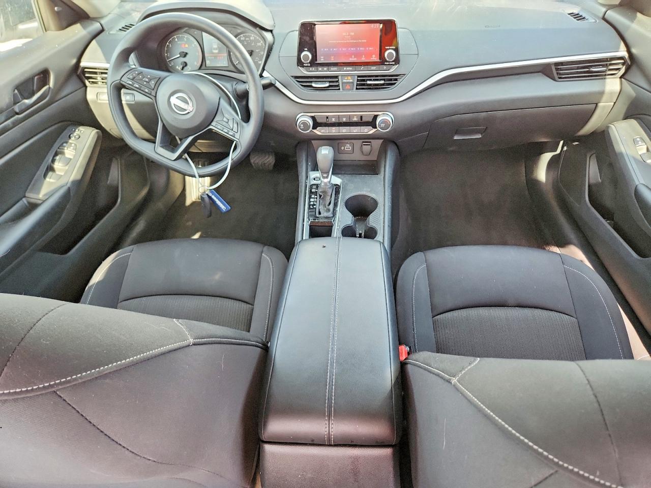 Nissan Altima S