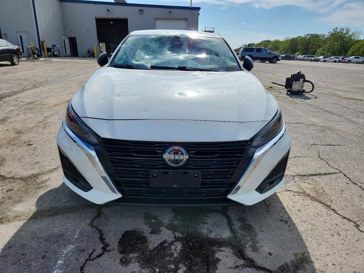 Nissan Altima S