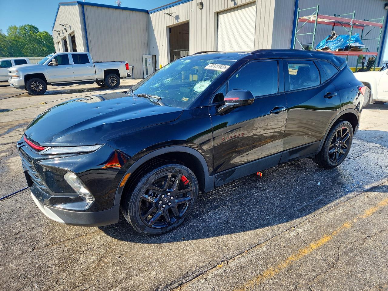 Salvage Chevrolet Blazer Image