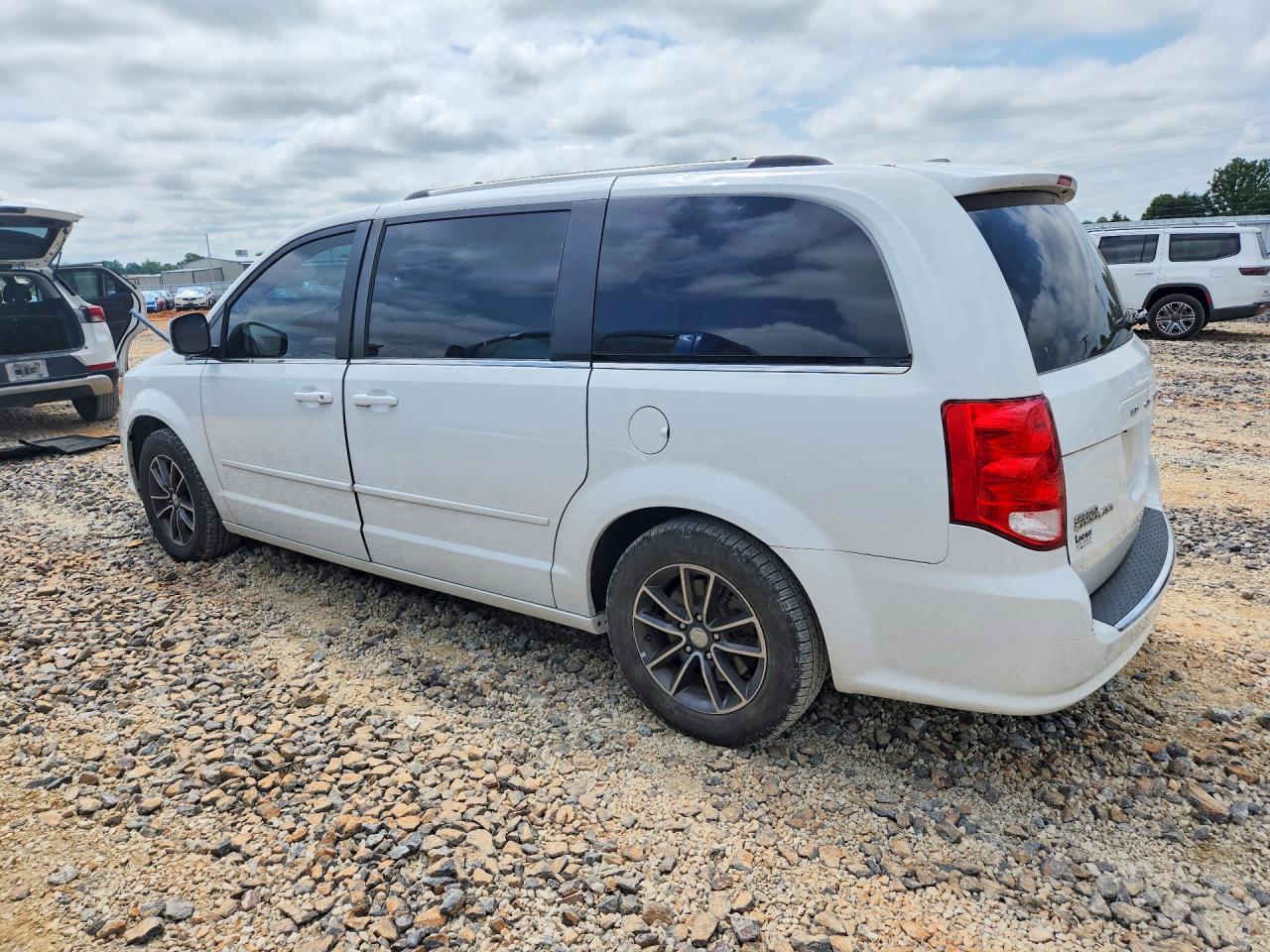 Dodge Caravan Sxt