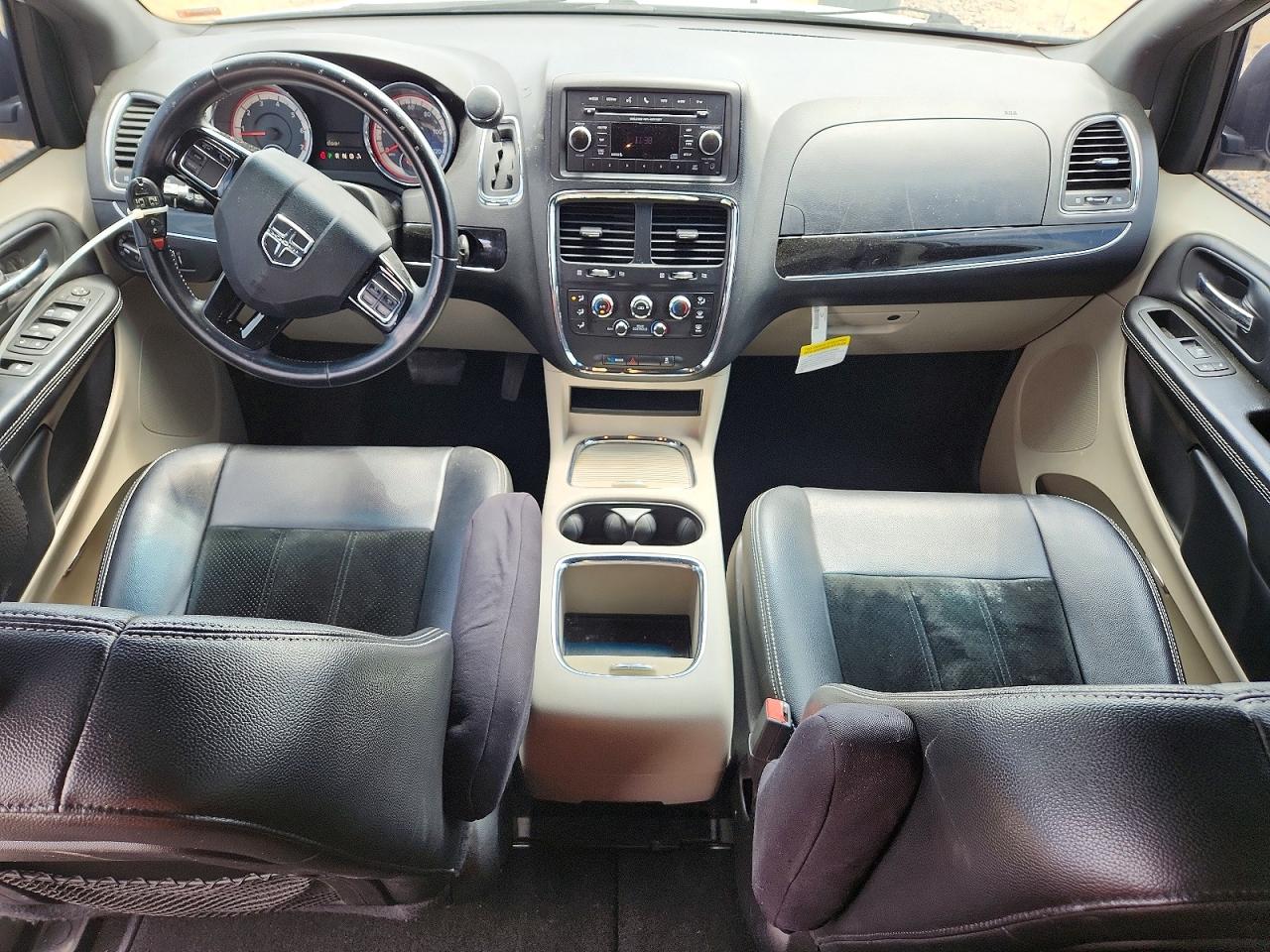 Dodge Caravan Sxt