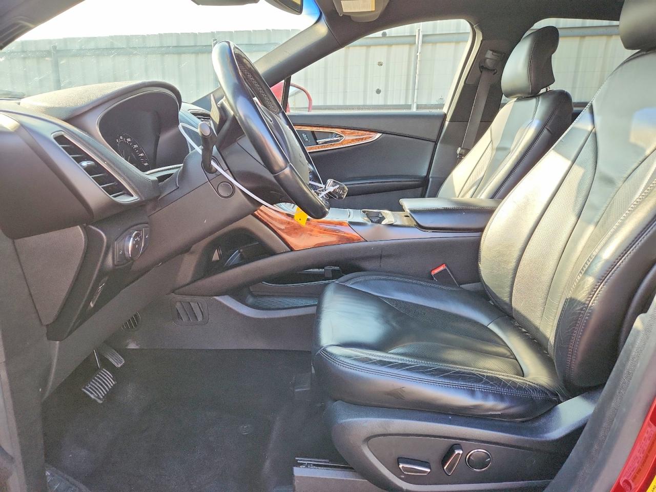 Lincoln MKX Select