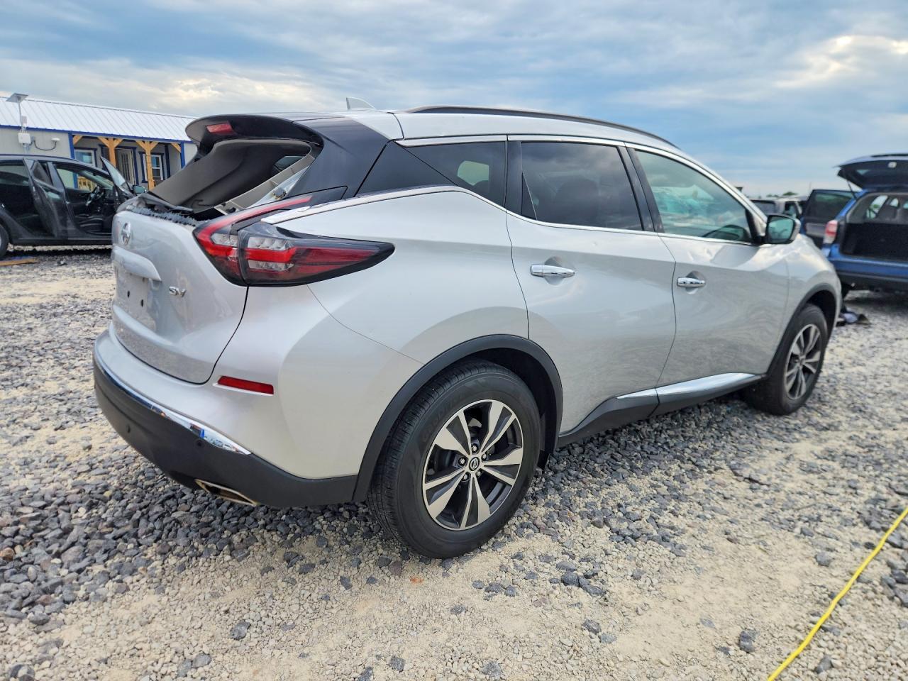 Nissan Murano Sv