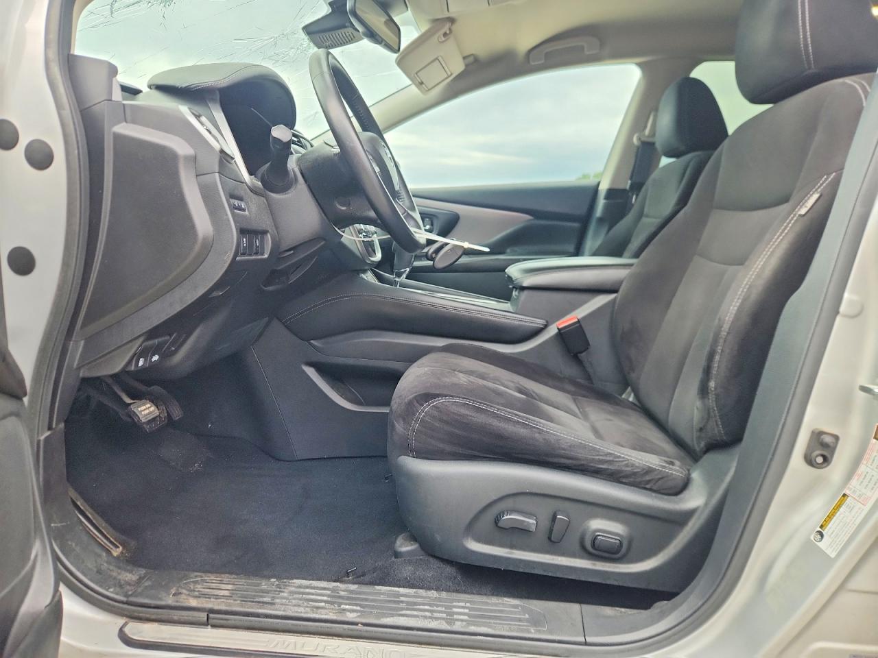 Nissan Murano Sv