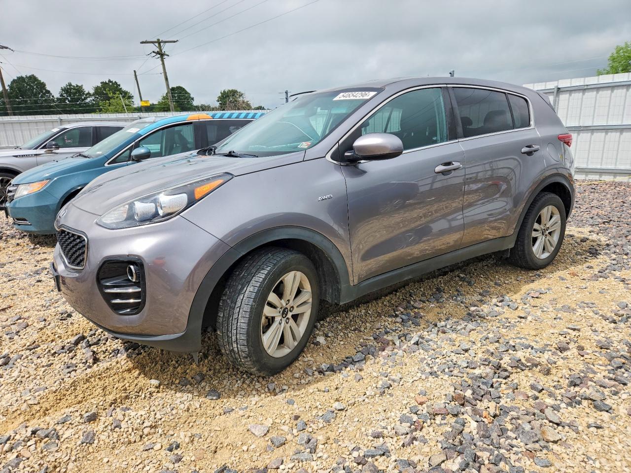 Salvage Kia Sportage Image