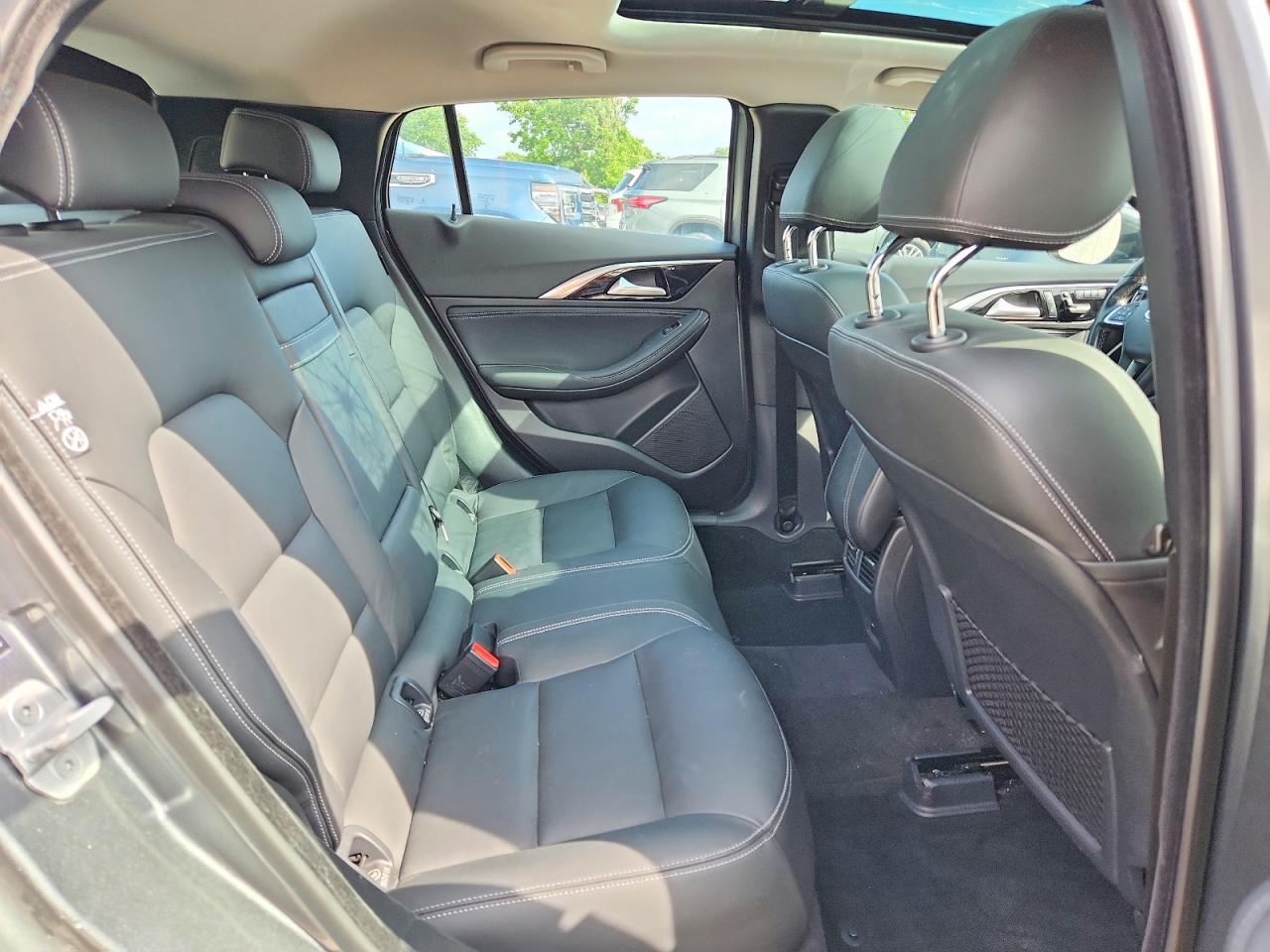 INFINITI Qx Premium