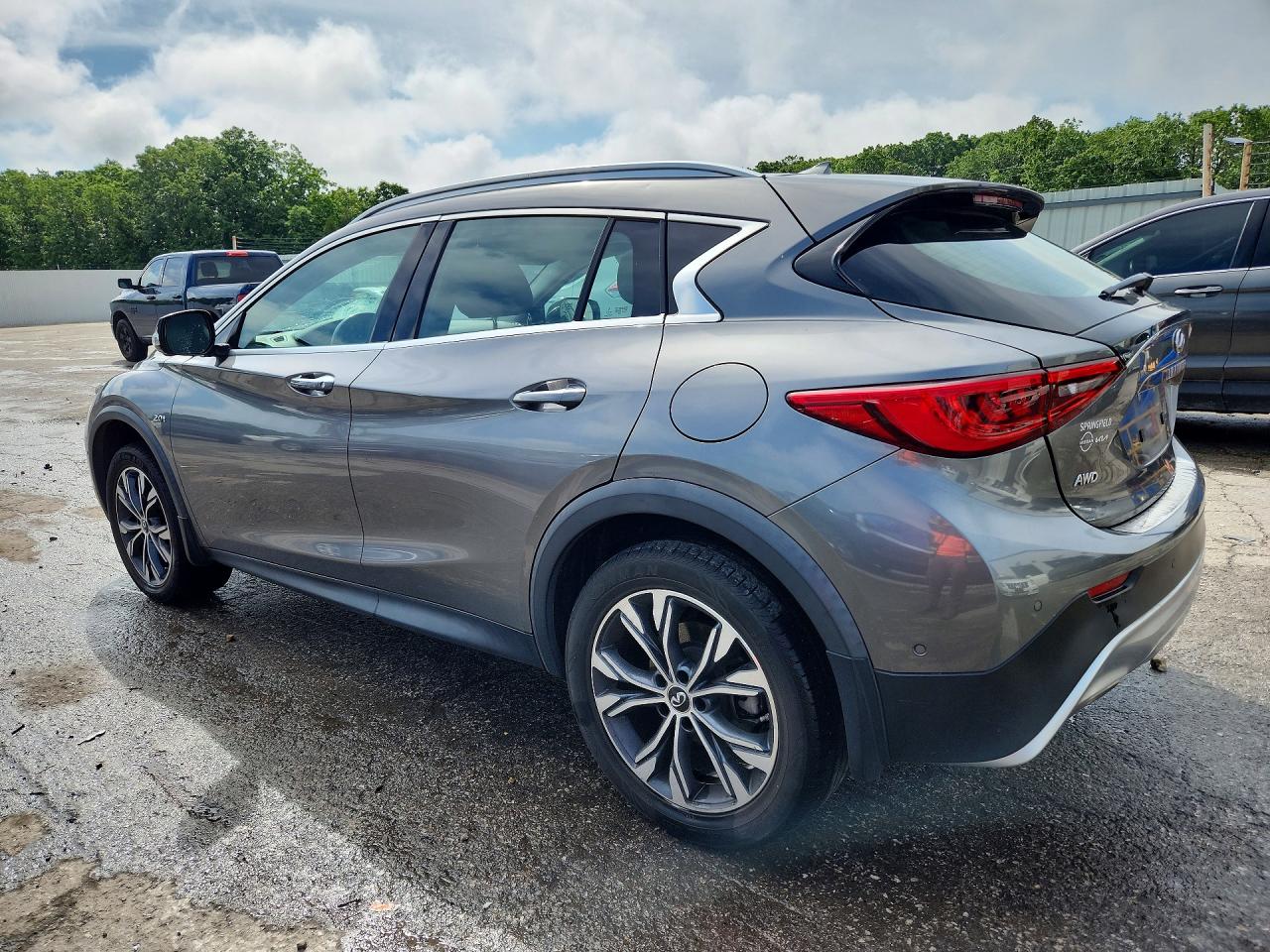 INFINITI Qx Premium