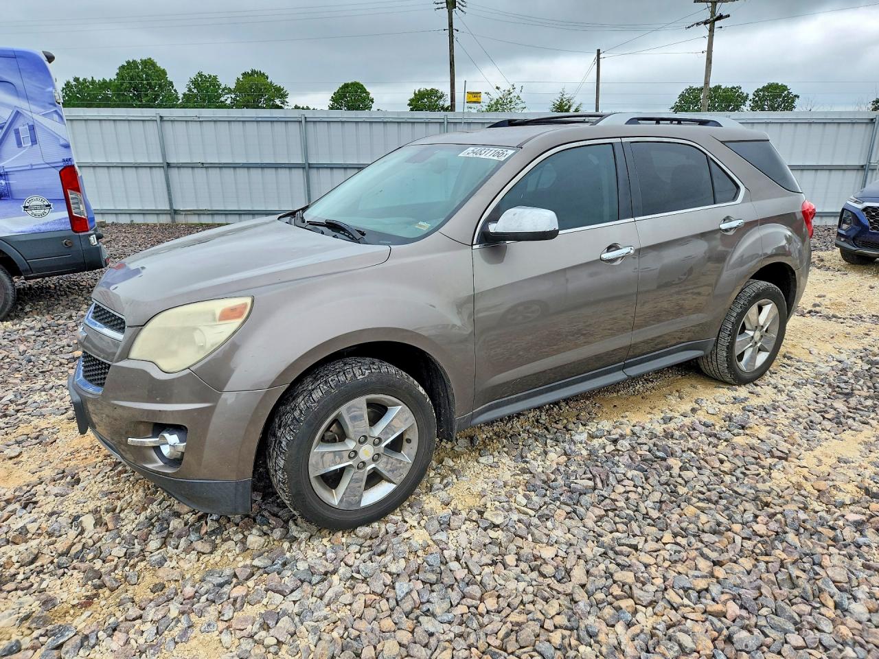 Salvage Chevrolet Equinox Image