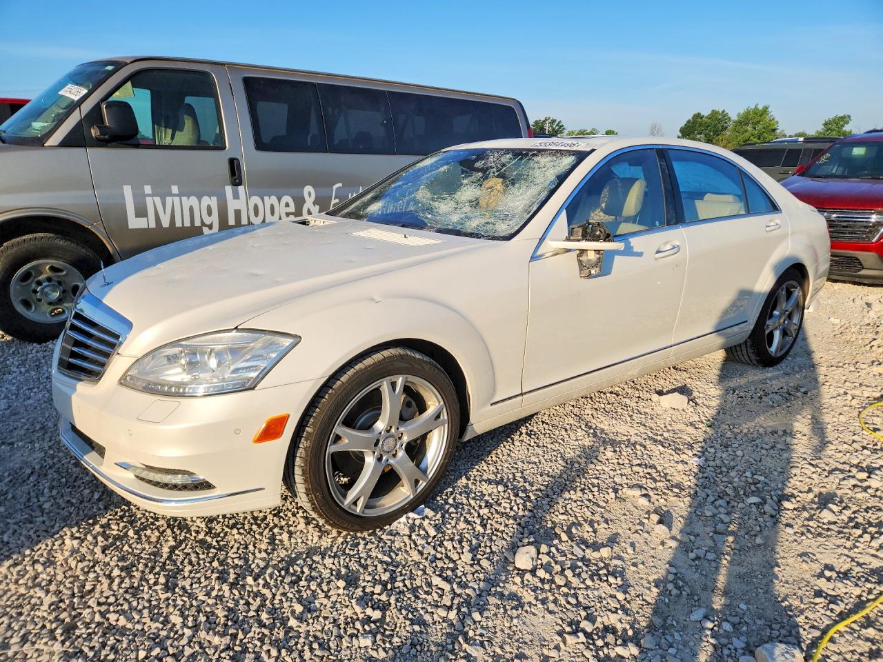 Salvage Mercedes-Benz S-Class Image