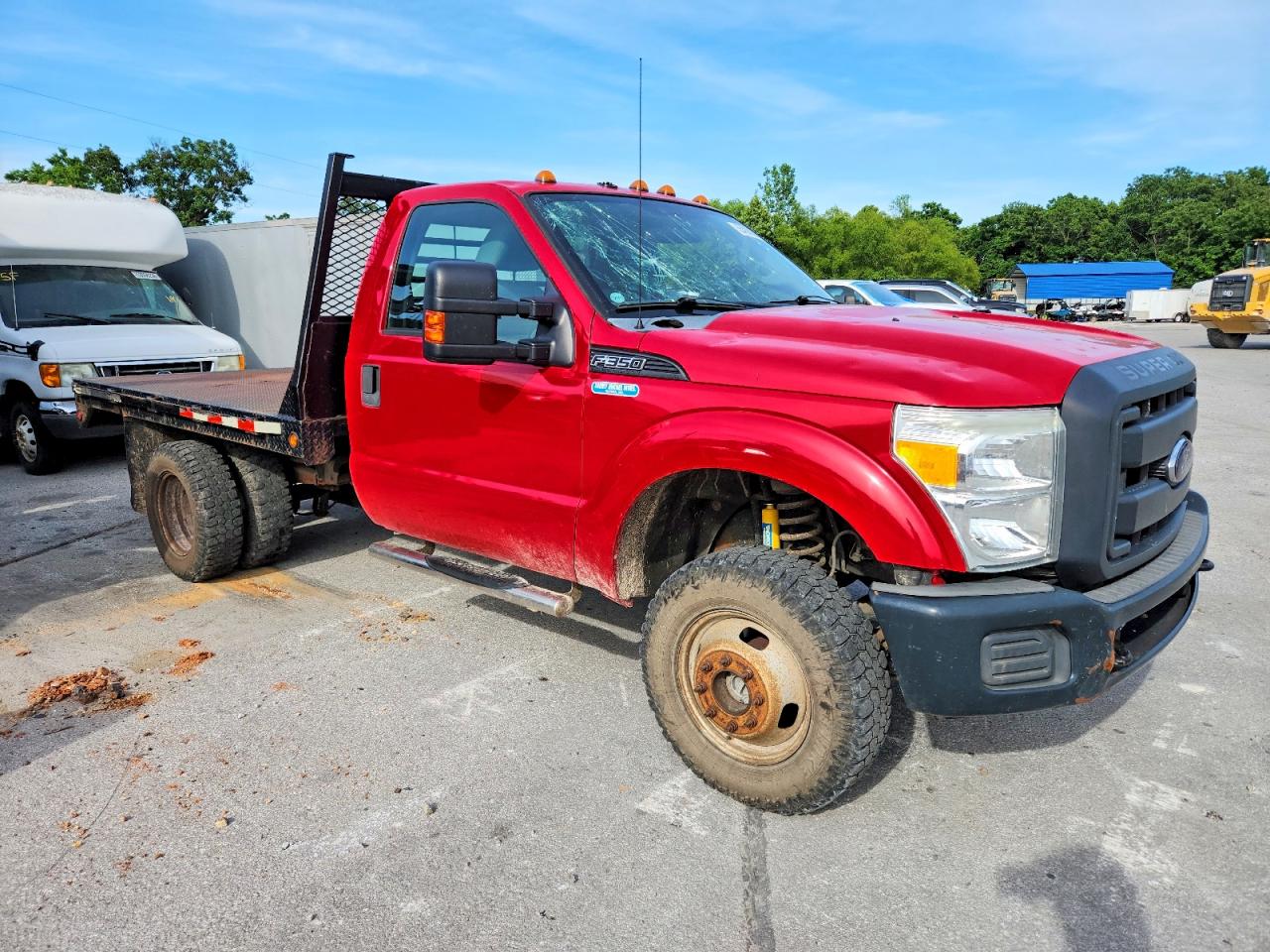 Salvage Ford F-350 Image
