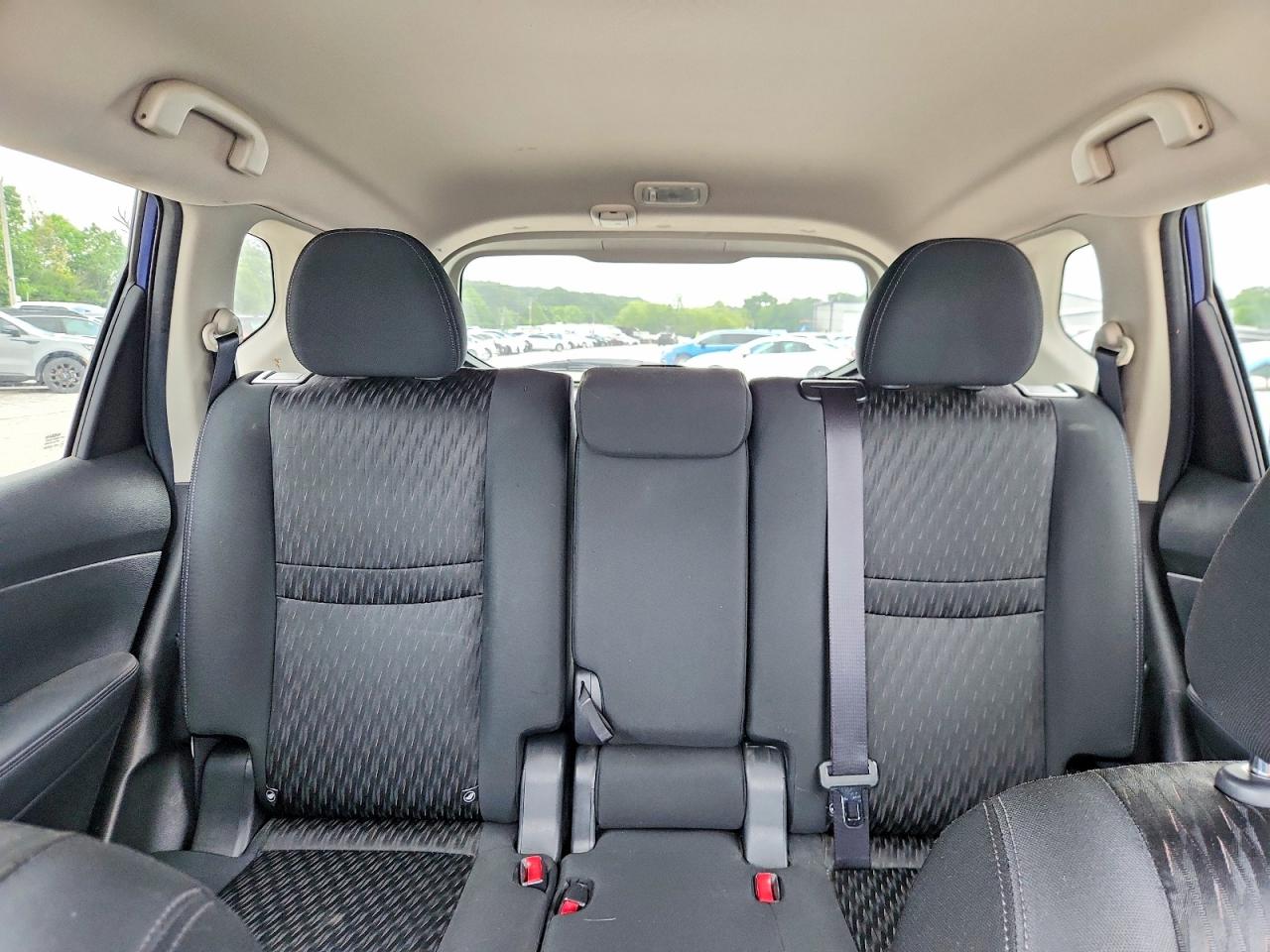 Nissan Rogue S