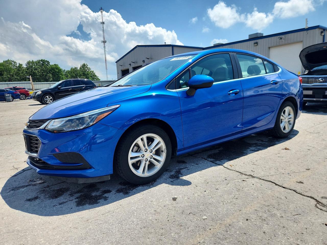 Salvage Chevrolet Cruze Image