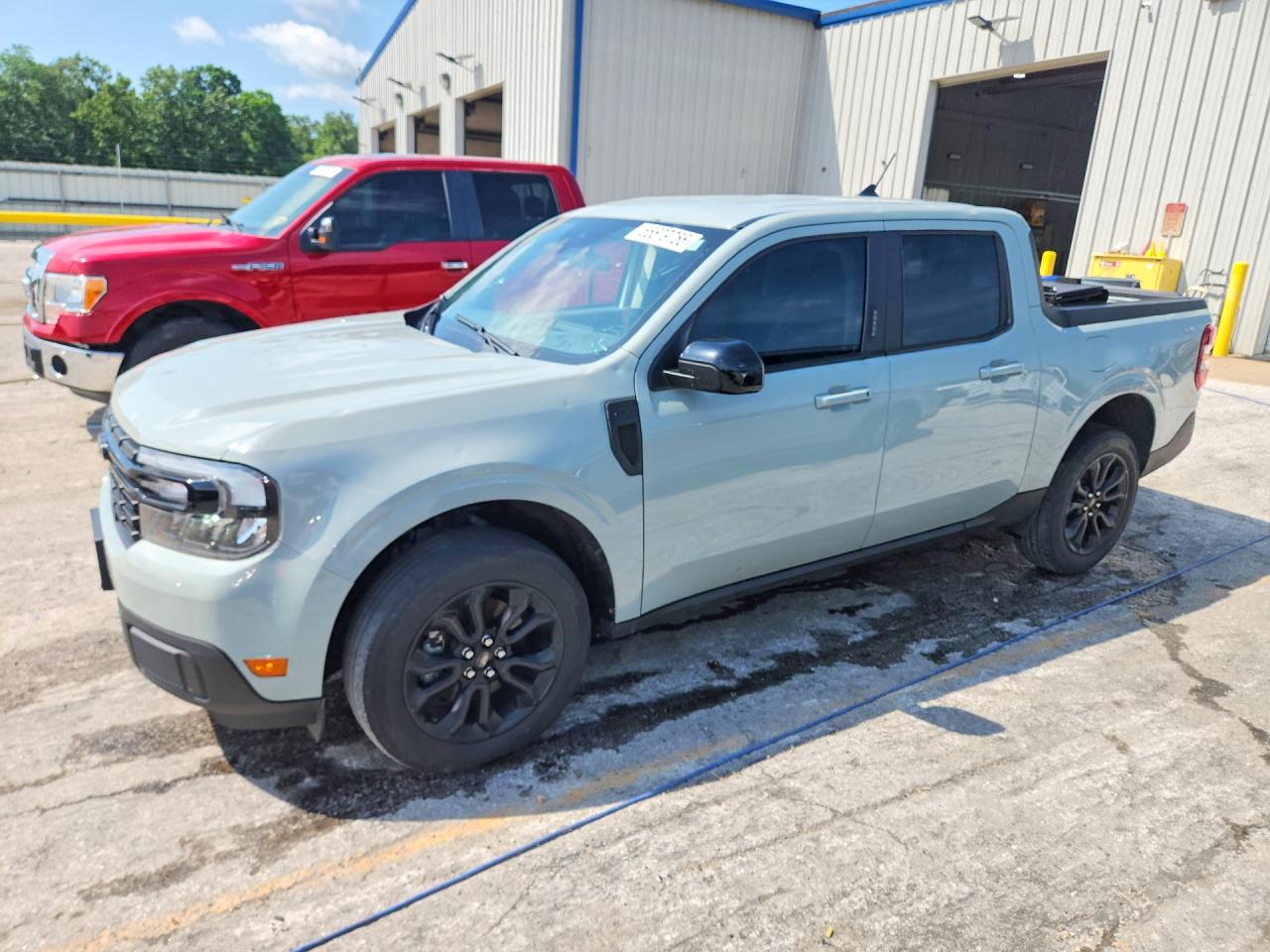 Salvage Ford Maverick Image