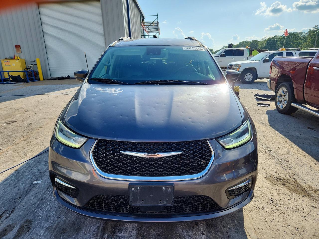 Chrysler Pacifica Touring L