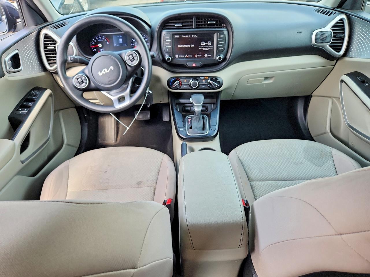Kia Soul Lx