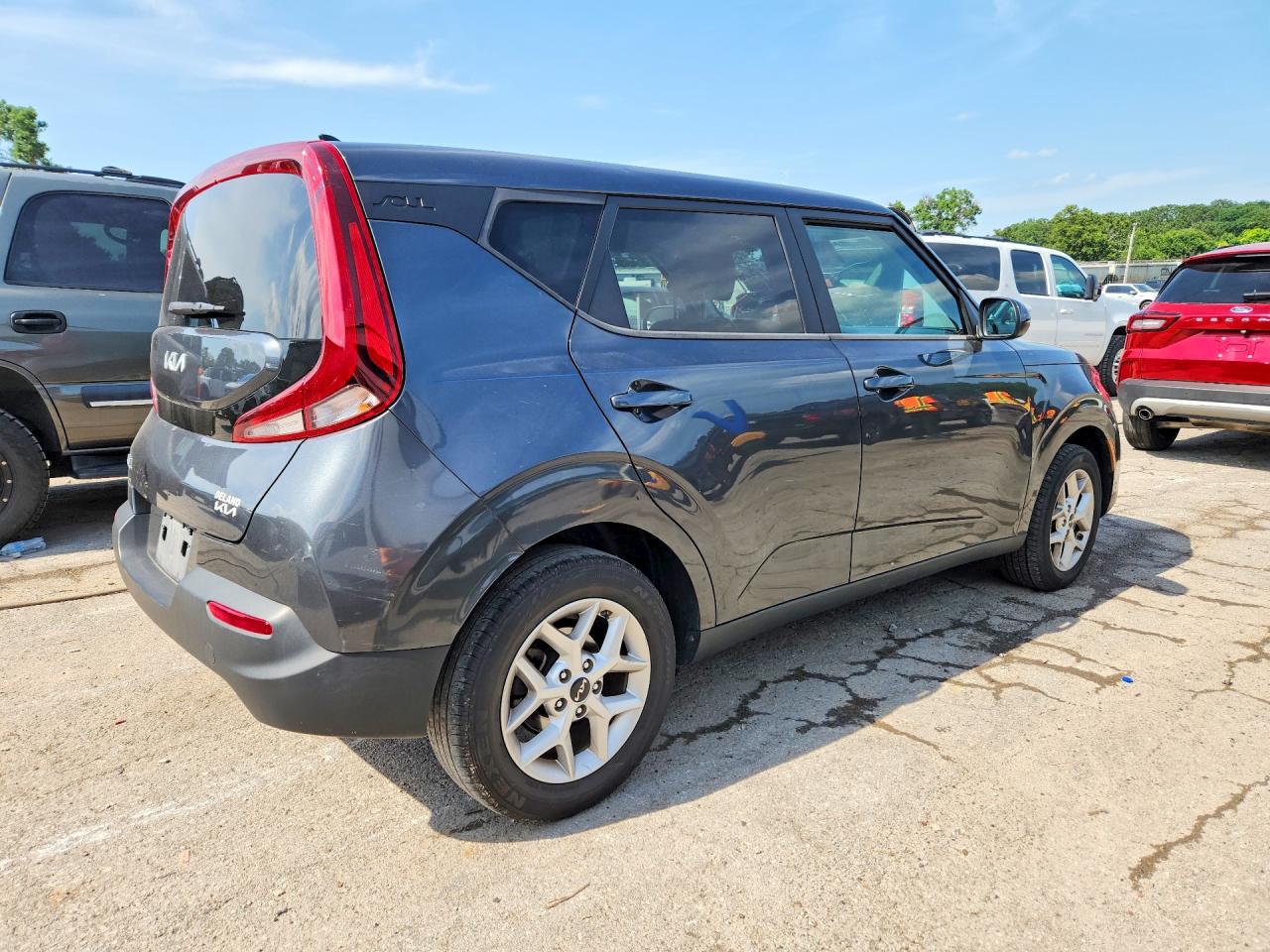Kia Soul Lx