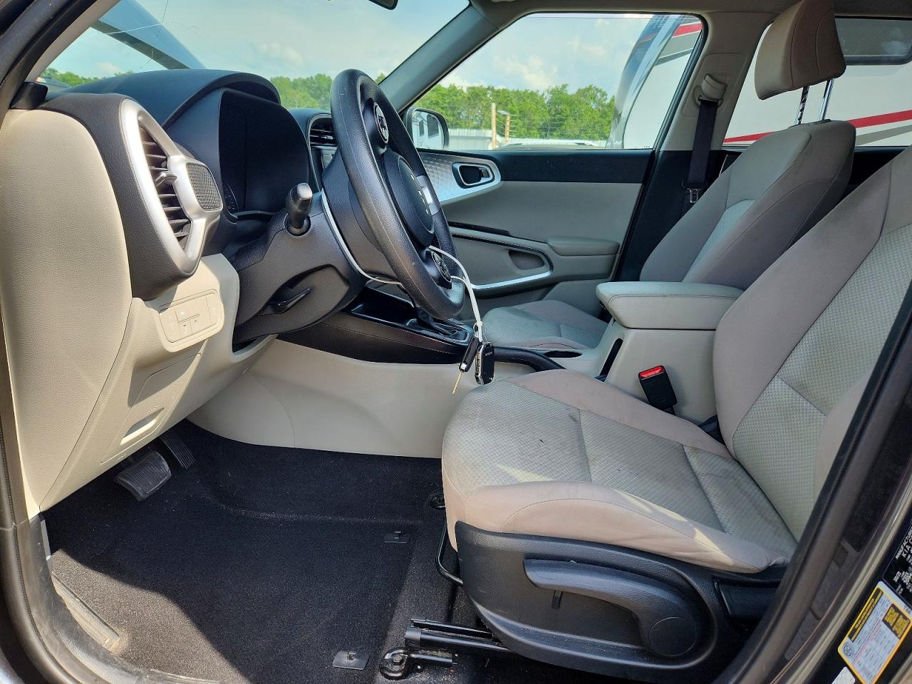 Kia Soul Lx