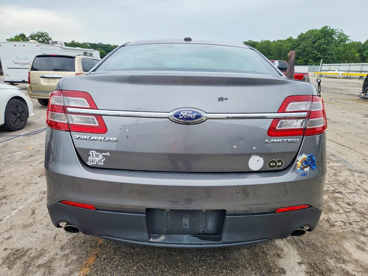 Ford Taurus Limited