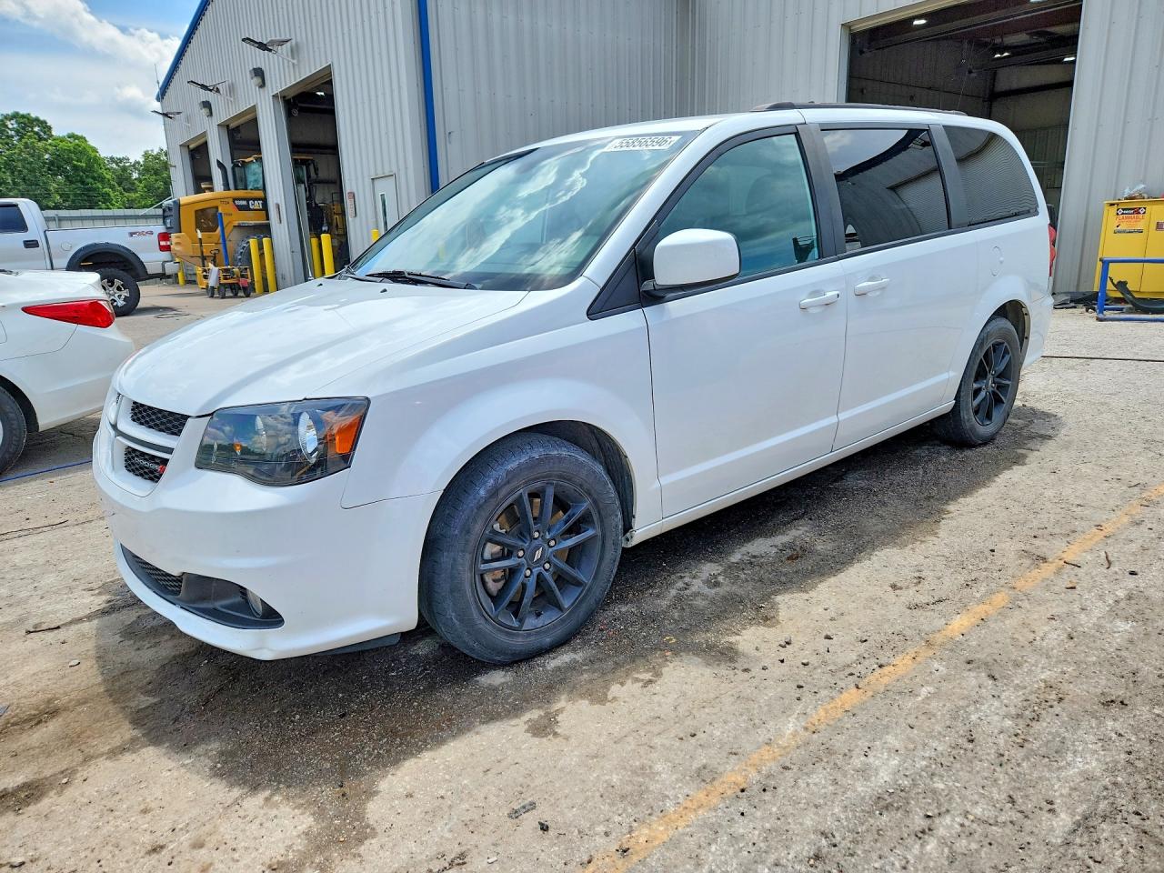 Salvage Dodge Caravan Image