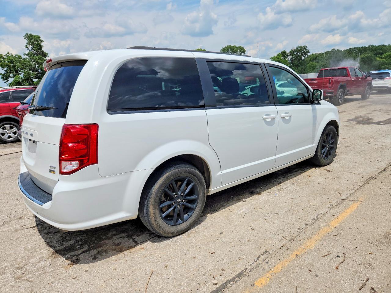 Dodge Caravan Gt
